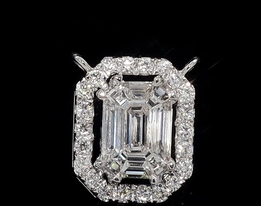 Emerald Piecut Pendant