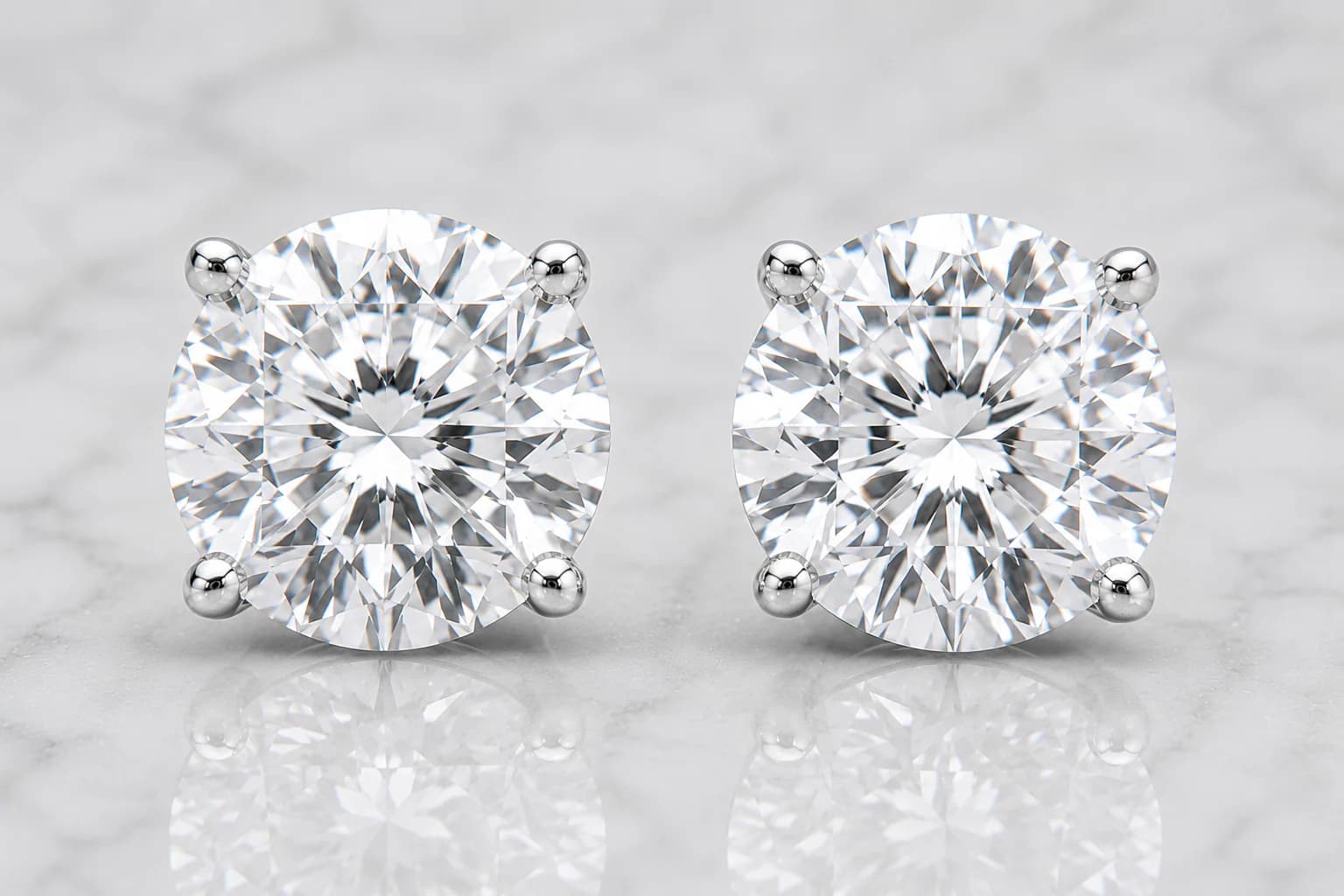 15CT Diamond Stud Earrings